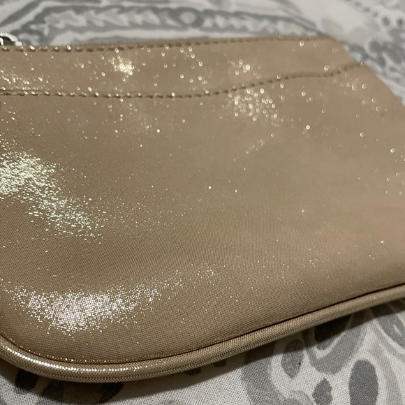 Coach Poppy White Pearl Shimmer Zip Wristlet - Picture 3 of 9